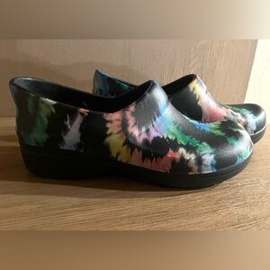 CROCS Multicolor Tie-Dye Women's Clogs